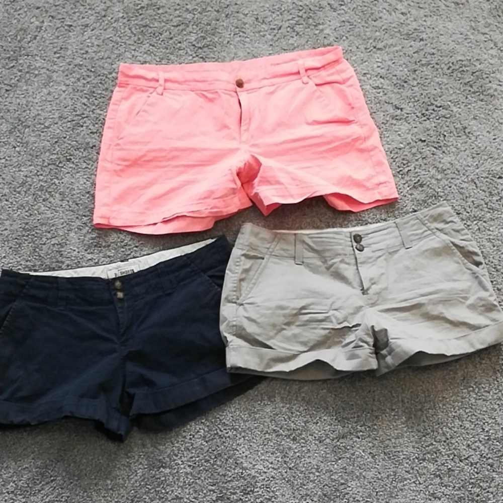 Khaki Shorts Bundle Size 6
